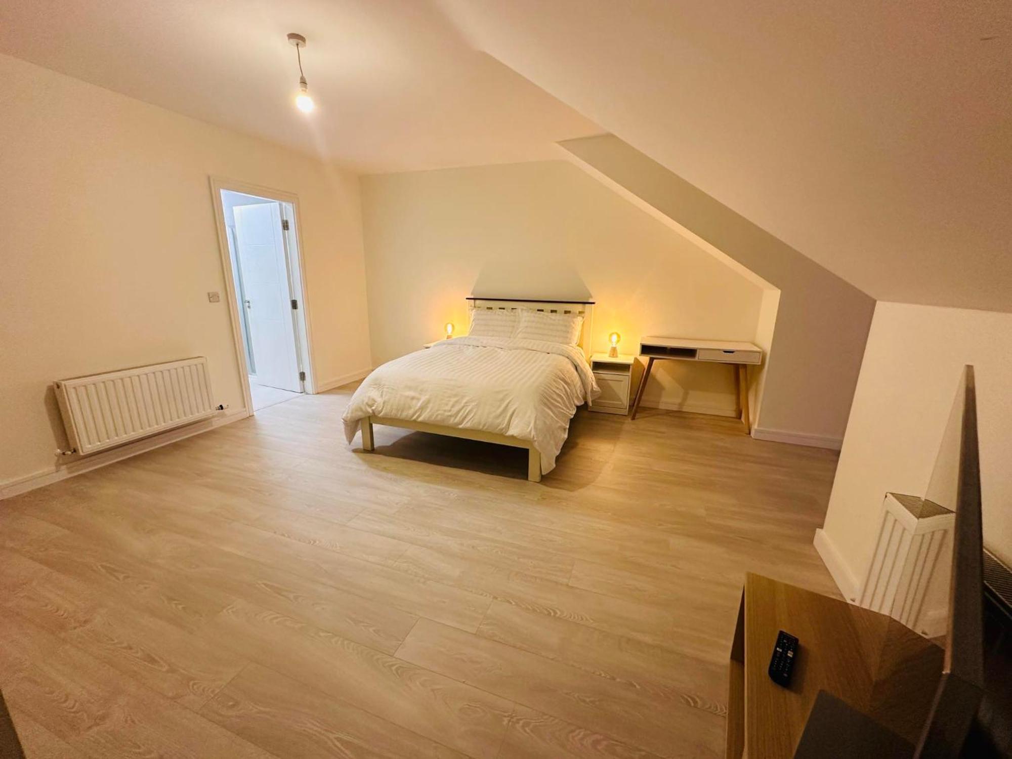 King Room With Ensuite In Dublin Clondalkin Esterno foto